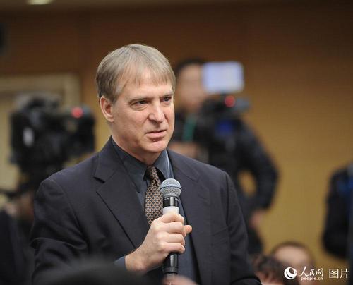 彭博新闻记者提问