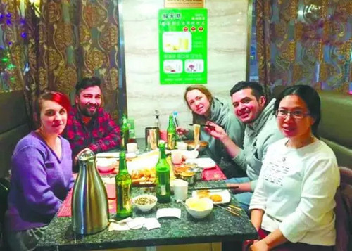 从美国到南极 哈尔滨女孩“白游”17国