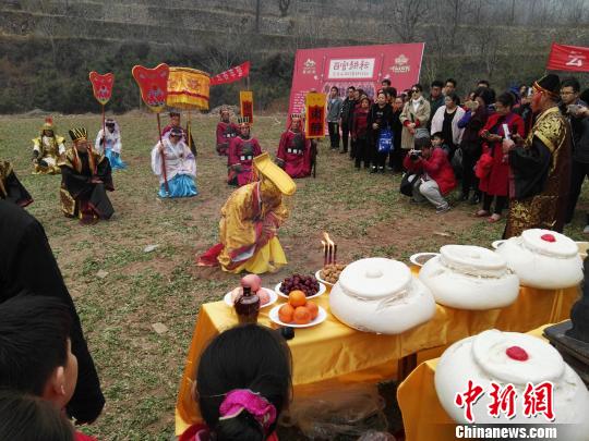 煤老板从账户余额超2亿“土豪”变身旅游“网红”