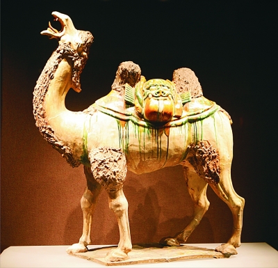 穿越千年的釉彩之光——洛阳唐三彩的前世今生 穿越千年的釉彩之光——洛阳唐三彩的前世今生