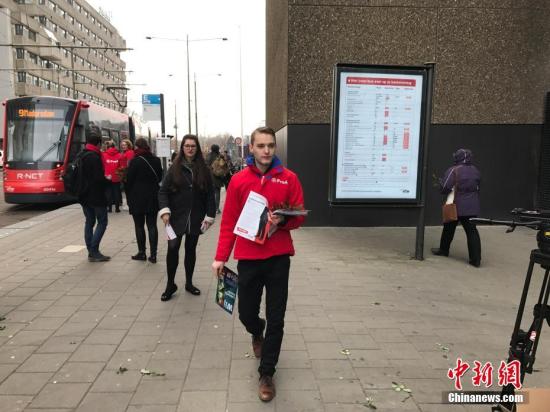 点击进入下一页