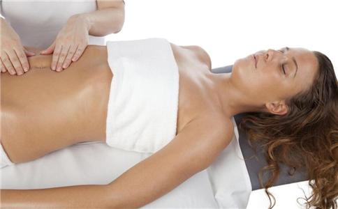 按摩能减腹 三种按摩方法消灭小肚腩 按摩能瘦腹吗 按摩可以减掉小肚腩吗 怎么按摩可以瘦肚子