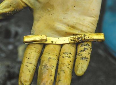 超万件“张献忠宝物”出水 江口沉银传说被考古证实