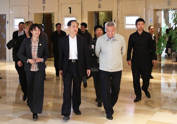 1644666_600x600 1644666_600x600