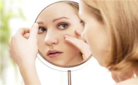 色斑多因心气不舒 中医针灸如何祛斑 脸上长色斑的原因是什么 中医针灸如何祛斑 针灸祛斑的方法是什么