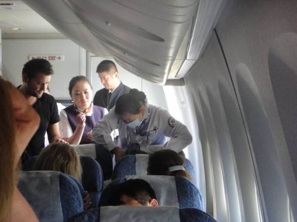 万米高空精神病发作2 万米高空精神病发作2