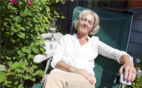 晒太阳是免费的补药 专家教您怎么晒 晒太阳有什么好处 怎么健康晒太阳 如何健康晒太阳