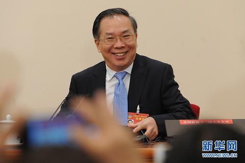 　3月2日，全国政协十二届五次会议新闻发布会在北京人民大会堂举行，大会新闻发言人王国庆介绍会议有关情况并回答中外记者提问。