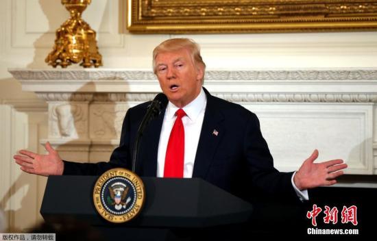 2月27日，美国白宫行政管理和预算办公室官员称，总统特朗普的2018财年预算计划将增加540亿美元的军费开支。