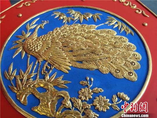 图为泥金彩漆作品 林波 摄 图为泥金彩漆作品 林波 摄