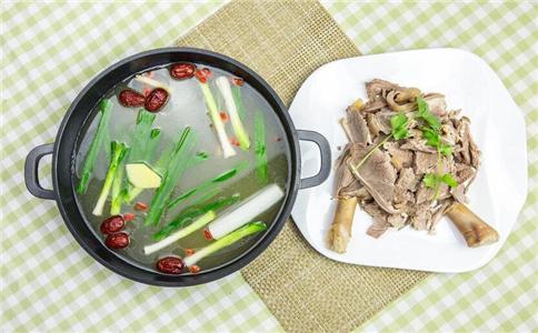 白领如何养胃 注意四个养胃时间点 白领如何养胃 养胃吃什么 白领怎么养胃好