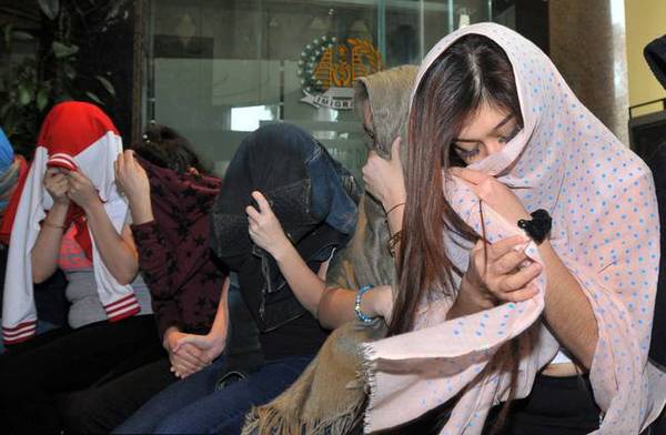 印尼抓获32人跨国卖淫团队 含5名中国女性(组图)