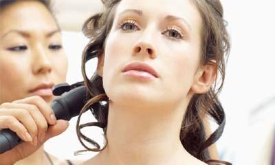 为什么头发干枯易掉？烫染真的伤头皮吗？