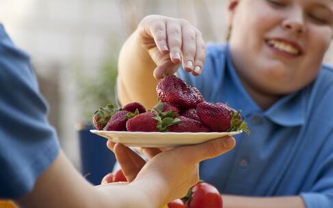 男子减肥350斤仍世界最胖 推荐五大减肥方法 男子减肥350斤 如何有效的减肥 减肥的方法有哪些