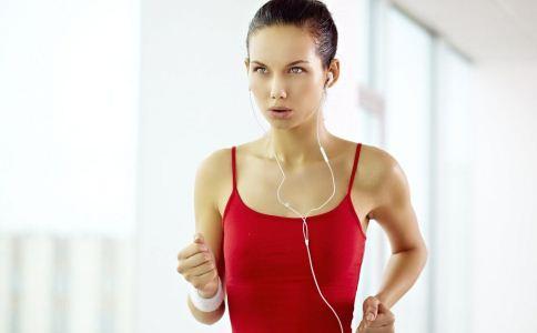 女人如何紧致肌肤 小窍门紧致肌肤效果好 女人如何紧致肌肤 紧致肌肤的窍门 女人保养肌肤的方法