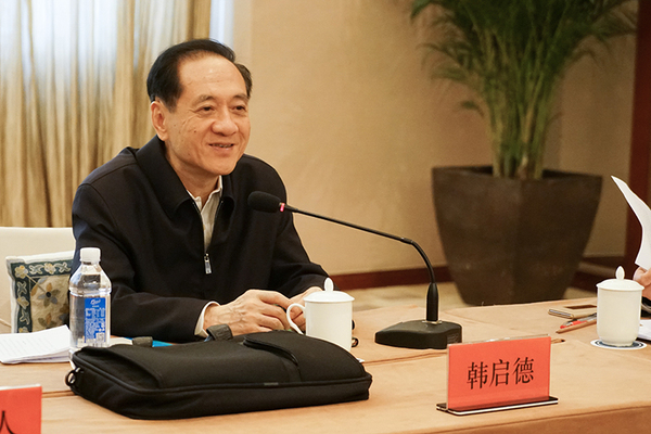 12_04_09_044_01756_wmm-1 12_04_09_044_01756_wmm-1