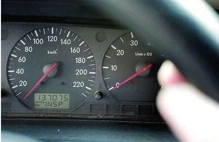 二手车里程表被潜规则 二手车里程表被潜规则