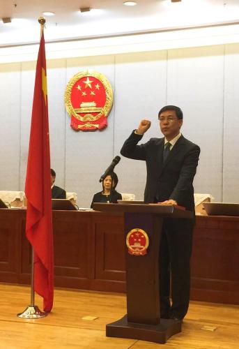 阴和俊。图片来源：央视新闻客户端。