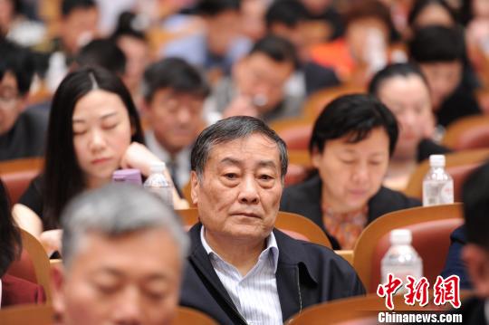 宗庆后谈家风:自强不息心怀家国的“宗氏”情怀