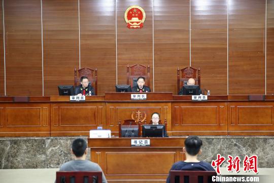 中国首宗省级检察院副检察长出庭支持抗诉案开庭