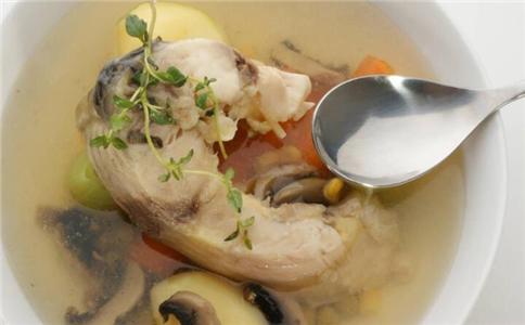 孕期水肿不要慌 六道食疗能消肿 孕期水肿怎么办 孕期如何消肿 怀孕后水肿有什么方法