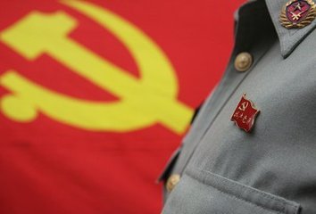 t018e15dbea851cd42f t018e15dbea851cd42f