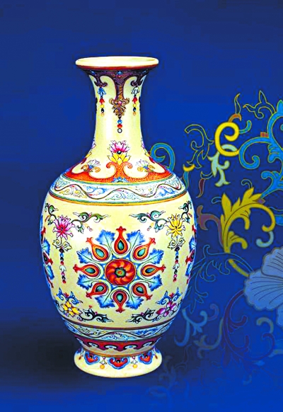 清末国家剧变之时，历代清王室收罗的珍宝也就成了各方觊觎之物。而袁世凯也不例外，他曾想卖掉宫内的瓷器换钱。