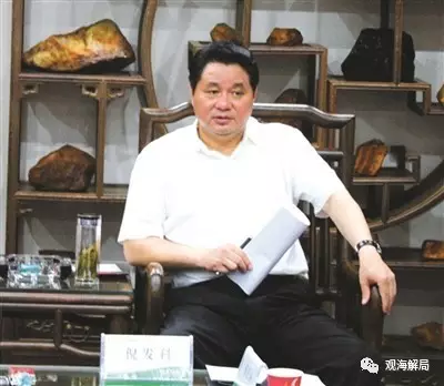 对于商人、老板的“雅赠”，倪发科从不拒绝