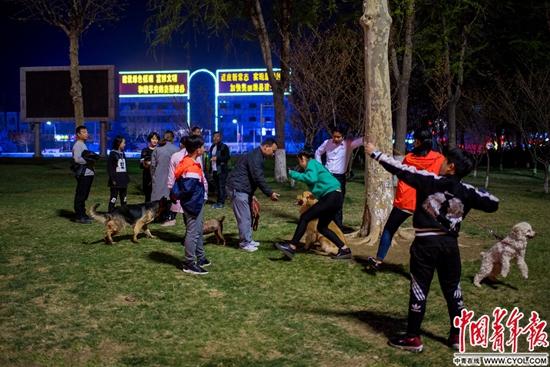 点击进入下一页