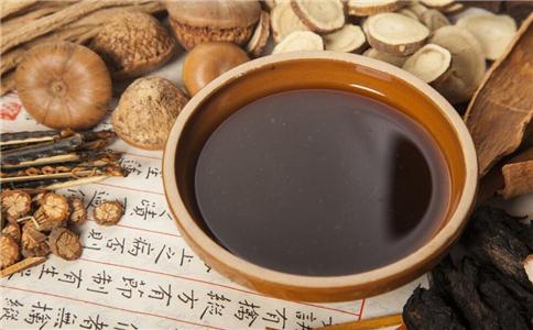 女性不孕或是4种病因 中医如何对症治疗 女性不孕的原因有哪些 造成女性不孕的病因是什么 中医如何治疗女性不孕