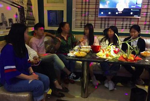 W020170419377801652118 W020170419377801652118