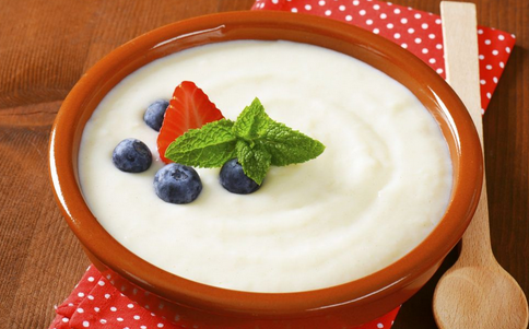 喝酸奶可以抗癌是真的吗 要注意哪些事项 喝酸奶可以抗癌吗 喝酸奶要注意哪些事项 喝酸奶抗癌是真的假的