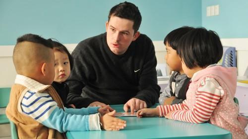 “洋老师”培训机构聘留学生授课涉嫌非法就业 “洋老师”培训机构聘留学生授课涉嫌非法就业