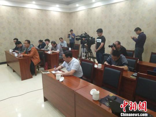 河北雄安新区首场新闻发布会现场 王天译 摄