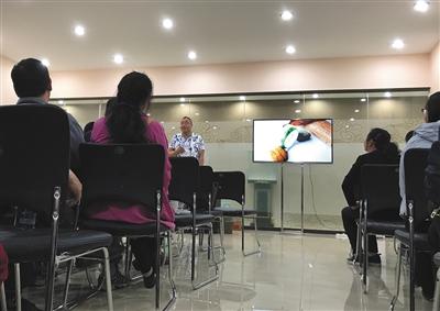 点击进入下一页