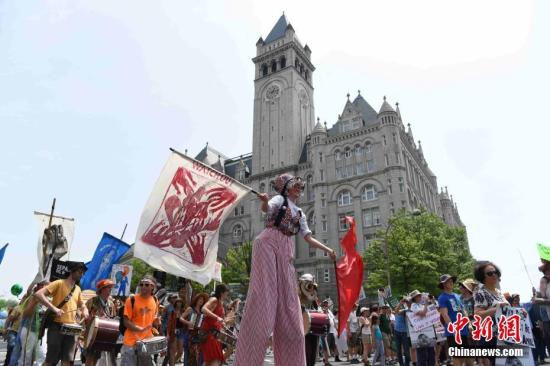 点击进入下一页