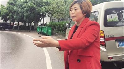 神奇！老人失踪五天四夜 小狗报信救他一命