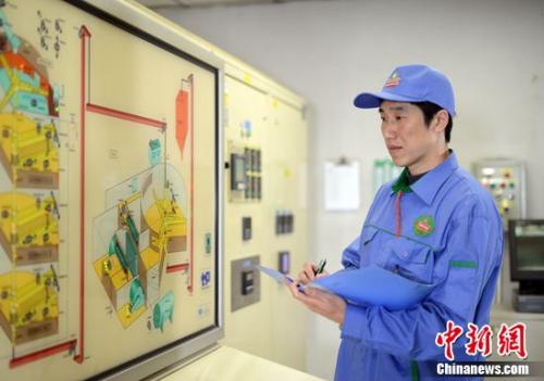 b7e6f90a0fe247edbe05463ff53075e8 b7e6f90a0fe247edbe05463ff53075e8