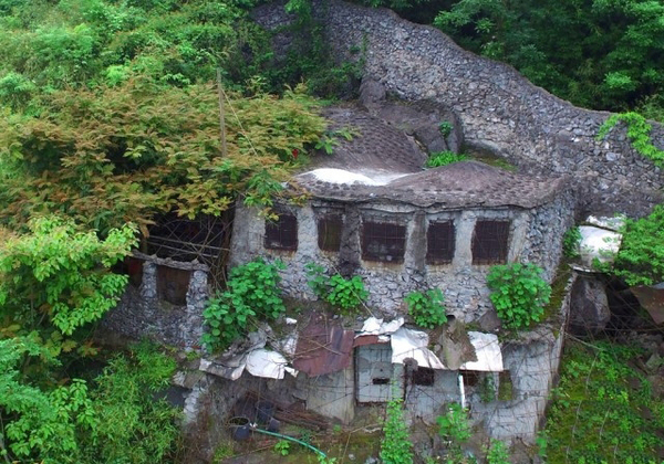 孤寡老人花26万为修墓 孤寡老人花26万为修墓