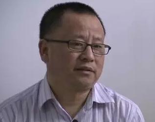 巨贪村官18年内私吞1.5亿 被抓后村民放炮庆祝