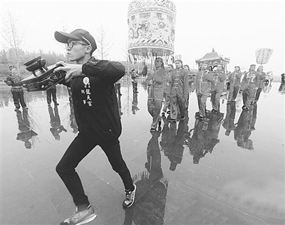 res01_attpic_brief res01_attpic_brief