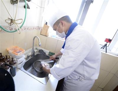 点击进入下一页