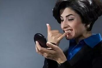 慎用牙签？牙缝真的越剔越大吗