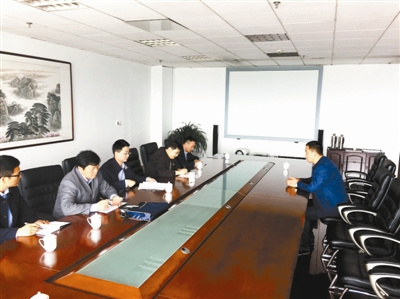 和信访人面对面解决问题 点击进入下一页