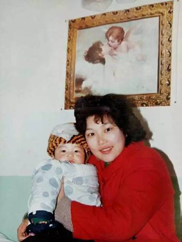 单亲妈妈送脑瘫儿进哈佛:29年前 我只要他能活着