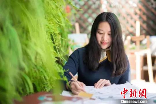 浙江一90后女孩绘《洛神赋》 再现洛水绝恋(图)