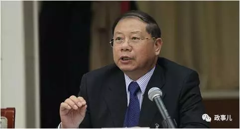 这位落马董事长也搞秘书圈 人数规模赶上周永康