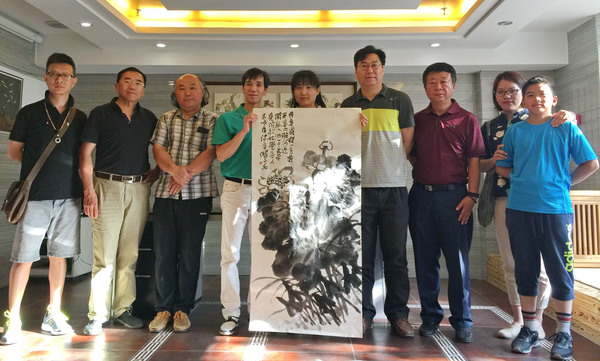 李晓军在课堂上为学员们演示完成的作品 (1) 李晓军在课堂上为学员们演示完成的作品 (1)