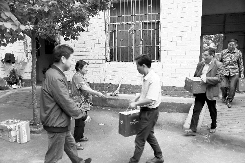 捐肾救兄郑进营:女友和大哥都不想失去 如果一定要选只能先救命