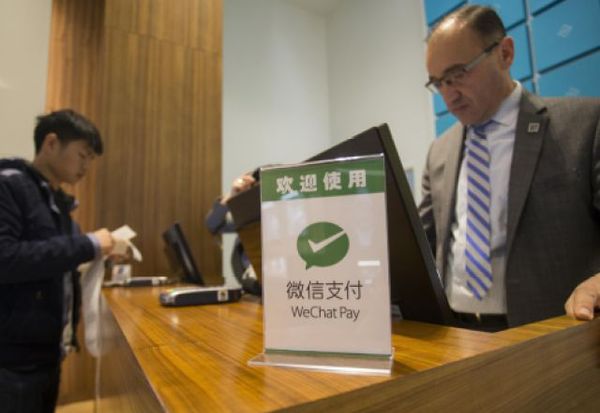 1121109840_14969076517171n 1121109840_14969076517171n